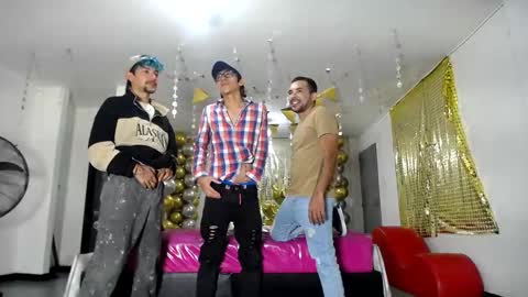 Snapshot of crismens chatting on February 2025 03:23:01 AM crismens online show from February 2025 03:23:01 AM