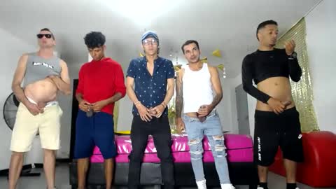 Snapshot of crismens chatting on March 2025 03:29:02 AM crismens online show from March 2025 03:29:02 AM