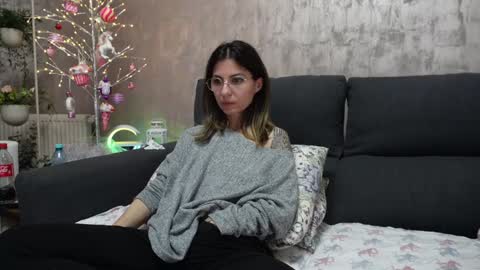 Snapshot of crissy_love chatting on December 2024 10:20:01 PM crissy_love online show from December 2024 10:20:01 PM