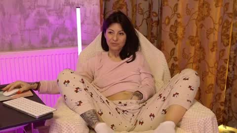 crissy_love online show from April 2026 06:10:02 AM