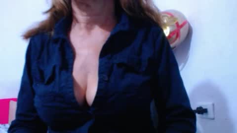Snapshot of cristal_collins1 chatting on February 2025 11:53:01 AM cristal_collins1 online show from February 2025 11:53:01 AM