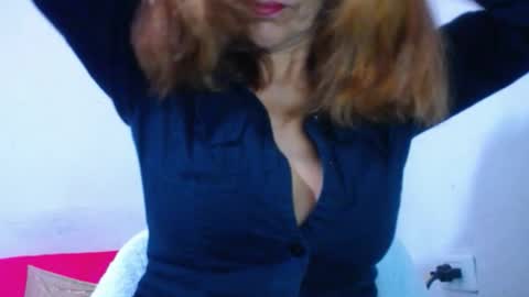 Snapshot of cristal_collins1 chatting on March 2025 10:11:01 AM cristal_collins1 online show from March 2025 10:11:01 AM