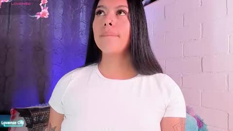 Cris online show from December 2025 10:06:02 PM