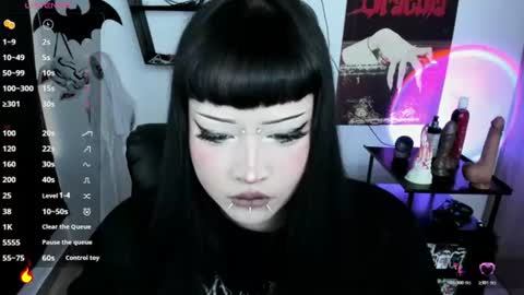 Cris online show from August 2026 09:28:01 PM