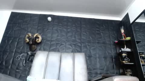 Hanna  online show from April 2026 10:30:01 AM