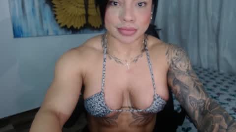 Natalie                      online show from September 2025 11:43:01 PM