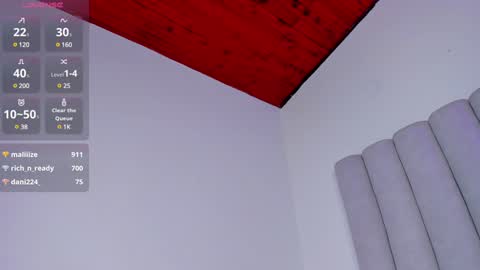 Nicole  Connection time 220pm-910pmCol online show from January 2025 01:59:01 AM