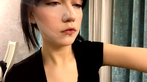 Niki online show from May 2026 09:00:02 PM