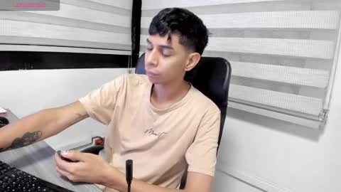 cristhian online show from September 2025 05:55:02 AM