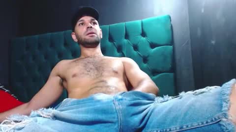 Snapshot of cristian_hot9 chatting on February 2025 06:15:02 PM cristian hot9 online show from February 2025 06:15:02 PM