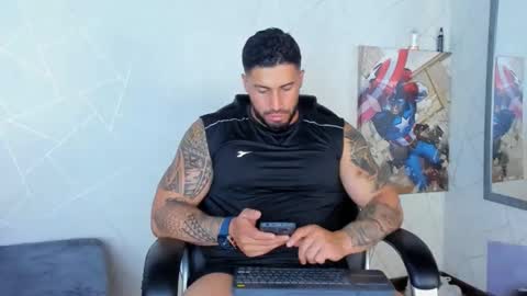 Snapshot of cristian_walker chatting on December 2024 09:45:02 PM cristian walker online show from December 2024 09:45:02 PM