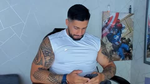 Snapshot of cristian_walker chatting on December 2024 12:06:01 PM cristian walker online show from December 2024 12:06:01 PM