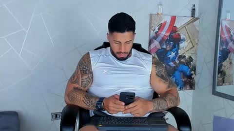 Snapshot of cristian_walker chatting on December 2024 03:53:01 PM cristian walker online show from December 2024 03:53:01 PM