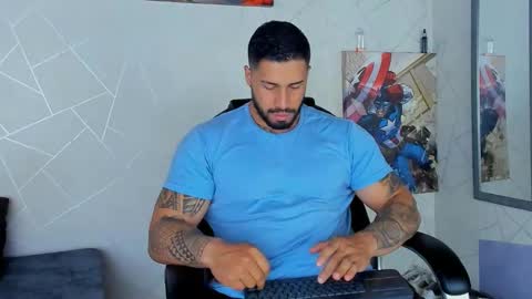 Snapshot of cristian_walker chatting on January 2025 01:08:02 PM cristian walker online show from January 2025 01:08:02 PM