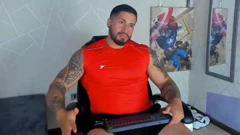 Snapshot of cristian_walker chatting on January 2025 10:28:02 PM cristian walker online show from January 2025 10:28:02 PM