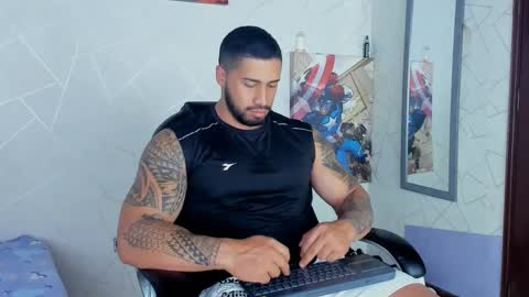 Snapshot of cristian_walker chatting on February 2025 01:25:01 PM cristian walker online show from February 2025 01:25:01 PM
