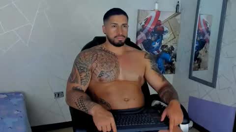 Snapshot of cristian_walker chatting on February 2025 07:27:01 PM cristian walker online show from February 2025 07:27:01 PM