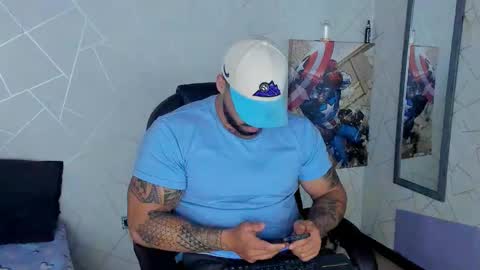 Snapshot of cristian_walker chatting on February 2025 02:04:02 PM cristian walker online show from February 2025 02:04:02 PM