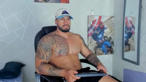 Snapshot of cristian_walker chatting on March 2025 03:41:01 PM cristian walker online show from March 2025 03:41:01 PM