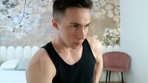 Snapshot of cristianovilla chatting on April 2026 12:00:01 PM CristianoHailey online show from April 2026 12:00:01 PM