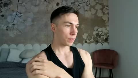 Snapshot of cristianovilla chatting on May 2026 04:25:02 PM CristianoHailey online show from May 2026 04:25:02 PM