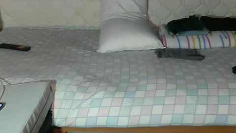 cristianrr184034 online show from October 2025 02:07:02 PM