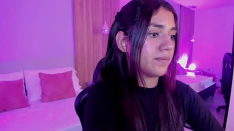 C R I S T I N online show from May 2026 09:27:02 AM
