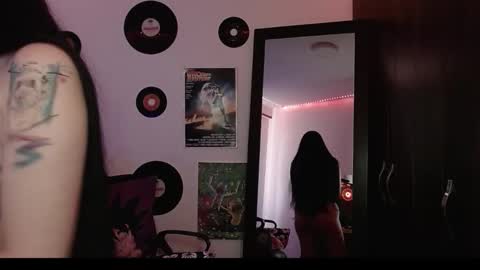 Christina online show from February 2026 05:33:01 PM