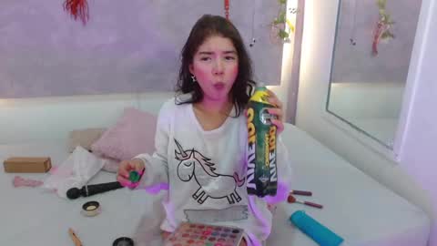 Cristin online show from October 2025 11:58:02 PM