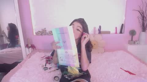 Cristin online show from November 2025 01:26:01 AM