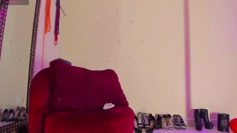 Snapshot of cristinsmith chatting on March 2025 06:47:02 PM Cristin online show from March 2025 06:47:02 PM