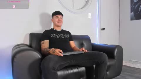 Cristopher online show from March 2026 10:53:01 AM