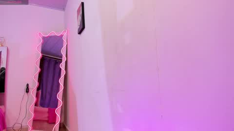 cristy_tay online show from May 2026 11:47:01 AM