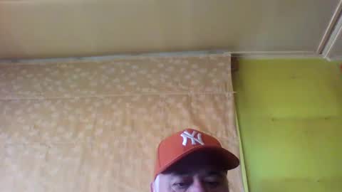 Snapshot of crmperez chatting on December 2024 08:28:02 PM crmperez online show from December 2024 08:28:02 PM
