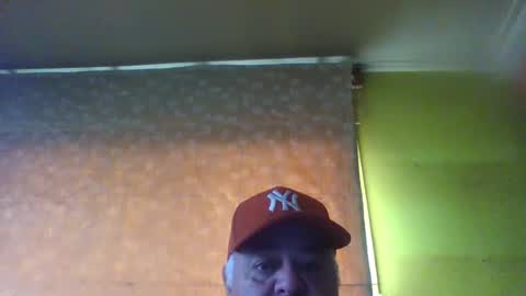 Snapshot of crmperez chatting on January 2025 08:18:01 PM crmperez online show from January 2025 08:18:01 PM