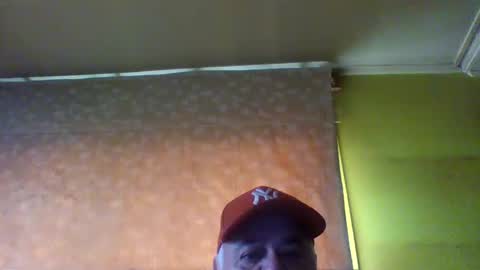 Snapshot of crmperez chatting on March 2025 05:54:02 PM crmperez online show from March 2025 05:54:02 PM
