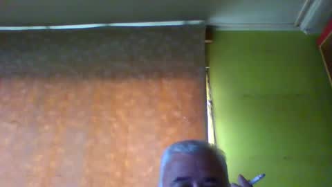 crmperez online show from December 2025 06:24:02 PM