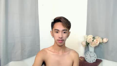 crocodale online show from September 2025 07:41:01 PM