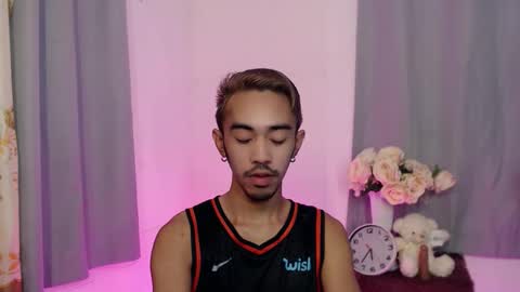 crocodale online show from October 2025 02:07:02 PM