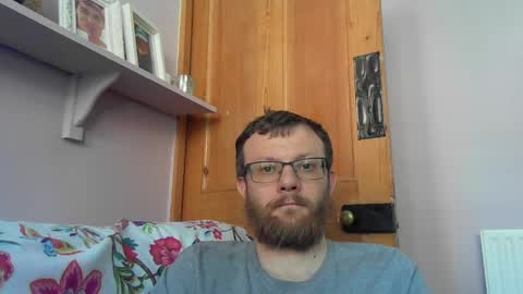 Snapshot of cropper4fun chatting on May 2026 10:08:02 AM Cropper online show from May 2026 10:08:02 AM