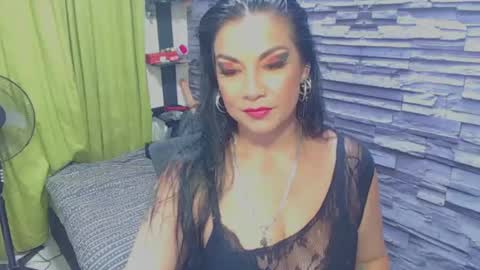 Snapshot of cruela_deviil chatting on February 2025 11:48:01 PM cruela_deviil online show from February 2025 11:48:01 PM