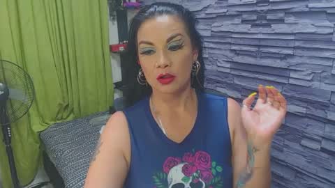Snapshot of cruela_deviil chatting on March 2025 08:22:01 AM cruela_deviil online show from March 2025 08:22:01 AM
