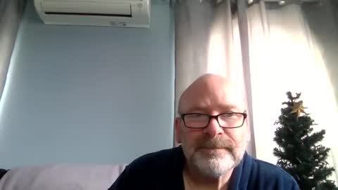 Snapshot of cruising_guy chatting on April 2026 01:14:02 PM fun guy online show from April 2026 01:14:02 PM