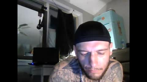 cruz815 online show from April 2026 04:18:02 AM