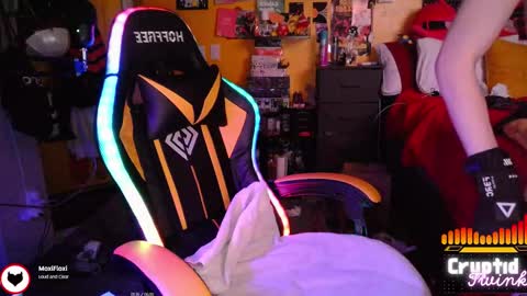 CryptidTwink online show from February 2026 07:41:02 AM