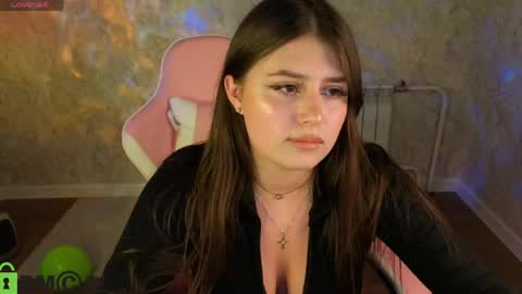 Crystal  Lacee online show from March 2026 09:15:02 AM