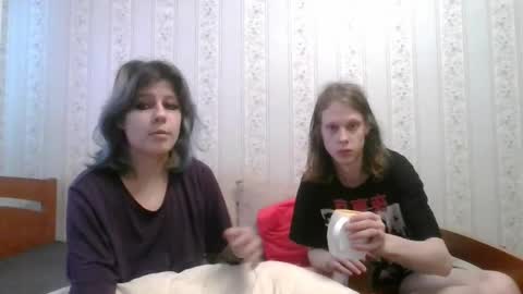 Snapshot of crystal_porn_love chatting on December 2024 10:24:02 AM Crystal and Marcl online show from December 2024 10:24:02 AM