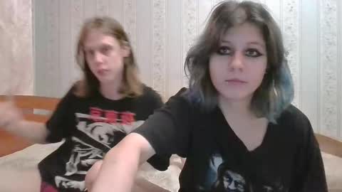 Snapshot of crystal_porn_love chatting on December 2024 02:55:01 PM Crystal and Marcl online show from December 2024 02:55:01 PM