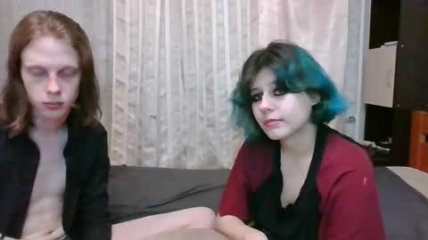 Snapshot of crystal_porn_love chatting on January 2025 10:08:02 PM Crystal and Marcl online show from January 2025 10:08:02 PM