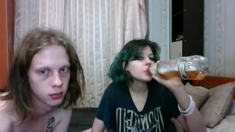 Snapshot of crystal_porn_love chatting on March 2025 04:27:02 AM Crystal and Marcl online show from March 2025 04:27:02 AM
